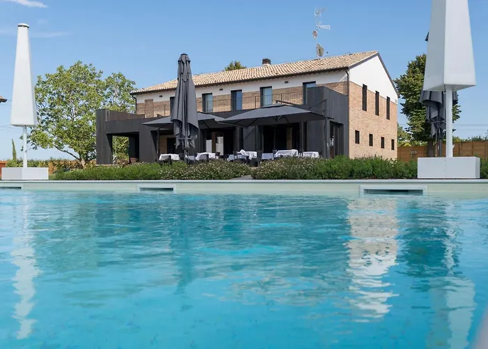 Sei Sequoie Nature & Charme