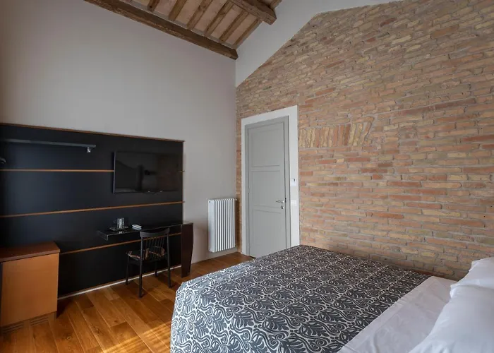 Sei Sequoie Nature&charme 4*