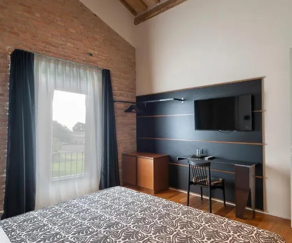 Sei Sequoie Nature&charme 4*