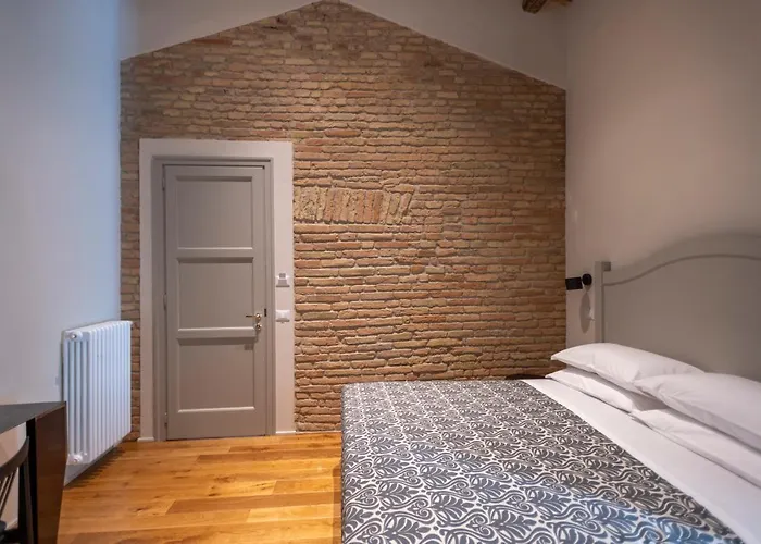 Bed & Breakfast Sei Sequoie Nature & Charme 4*