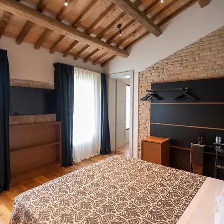 Sei Sequoie Nature & Charme Bed & Breakfast