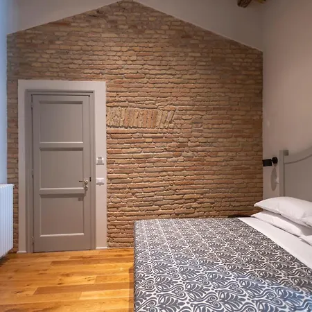 Oda ve Kahvaltı Sei Sequoie Nature & Charme 4*